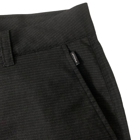 Men’s O’Neill Horizontal Pinstripe Slant Pockets Zip Closure Shorts Black 32 - Picture 2 of 7
